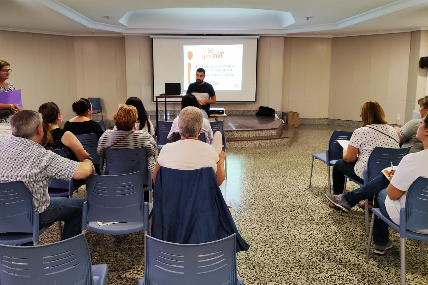El concejal de Servicios Sociales, Semana Santa y Participación Ciudadana del Ayuntamiento de Hellín, Emilio José Pinar Peñafiel.